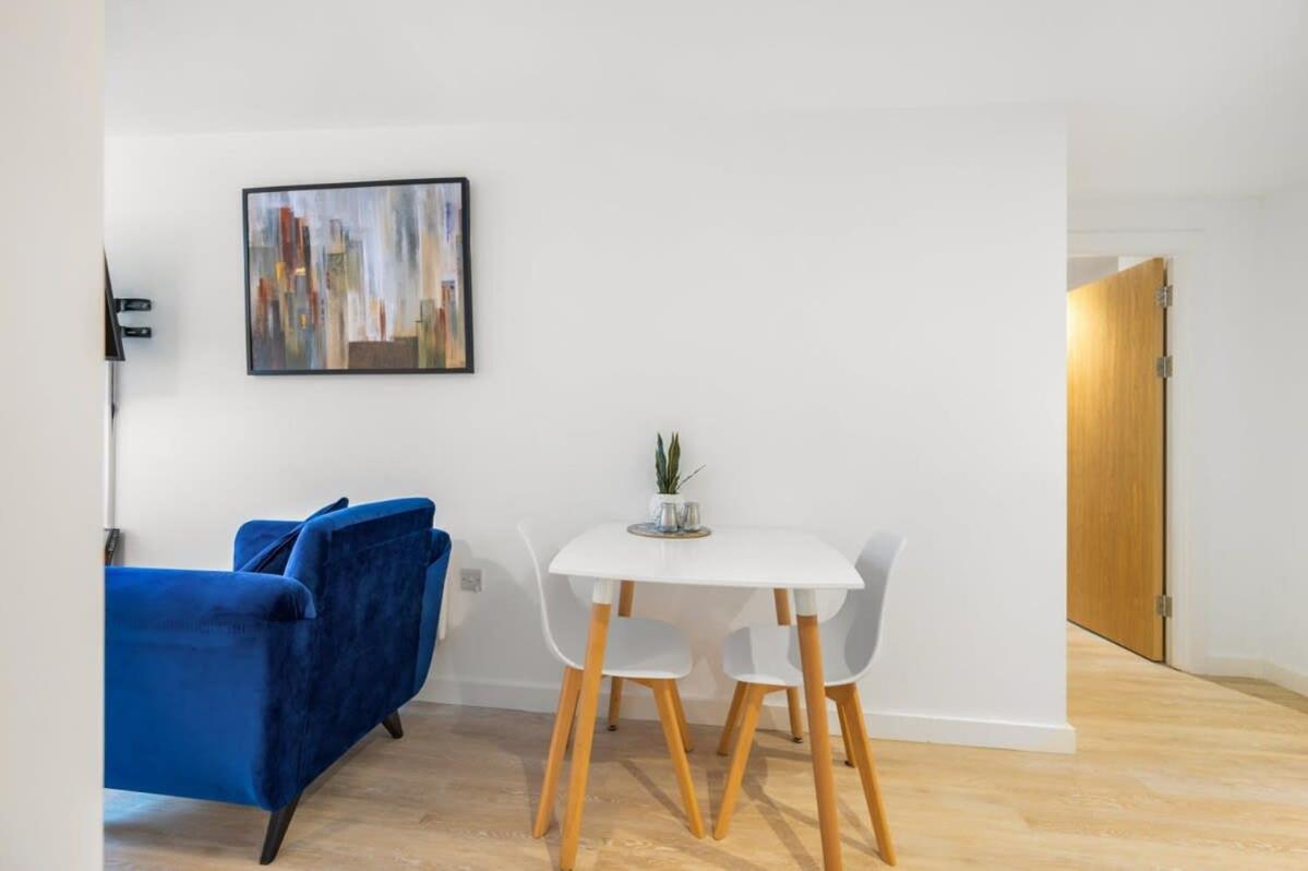 A Lovely 2 Bedroom Apartment In The Heart Of Preston Preston  Exterior photo